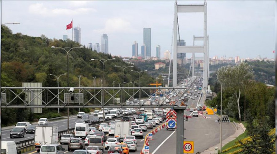 Köprü ve otoyollar para bastı