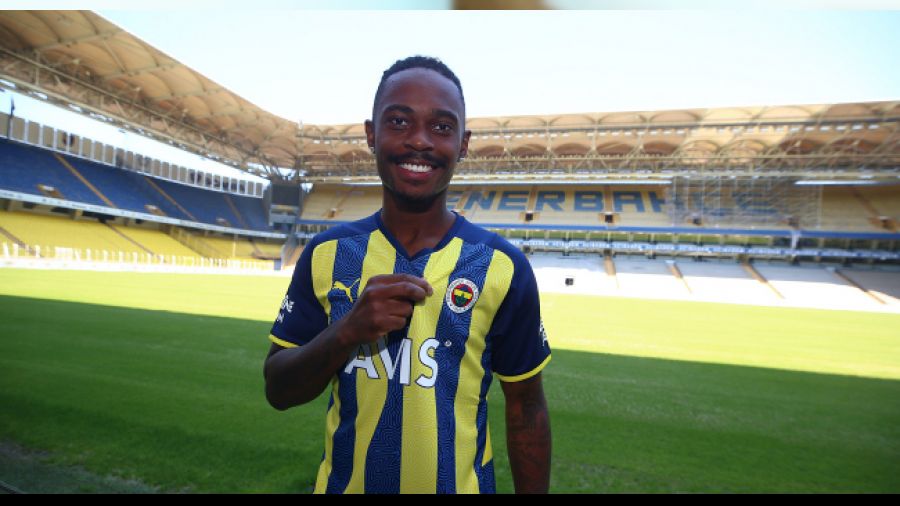 Lincoln'den 4 yıllık imza