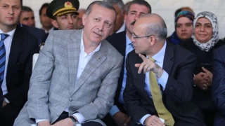 Mehmet Şimşek: Külliyedekilerin kafaları bu işlere aslında basmıyor