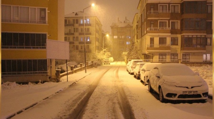 Nevşehir beyaza büründü