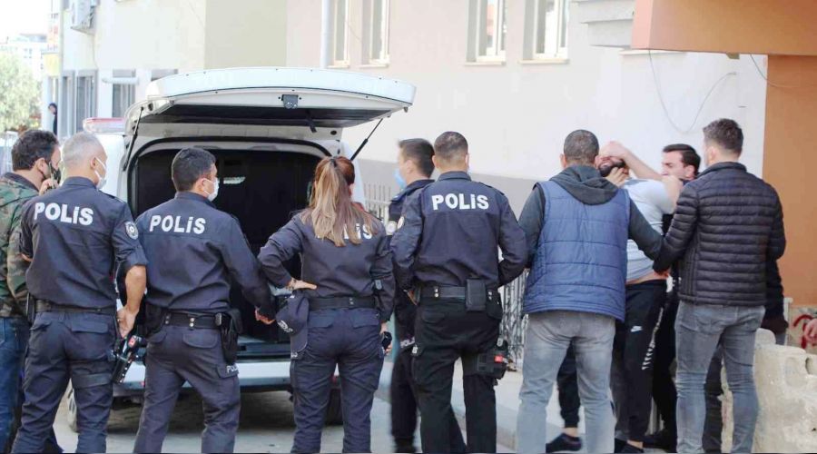 O baba, hamile eşini ve çocuklarını neden rehin aldı?