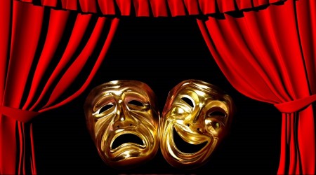 Özel tiyatrolar perde açmaya hazırlanıyor