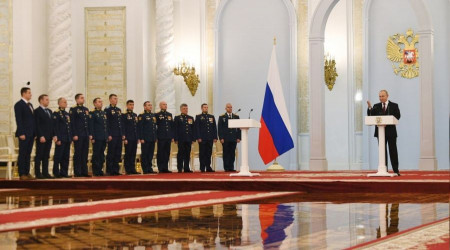 Putin'den Ukrayna'da görev yapan askerlere 'Altın Yıldız' madalyası