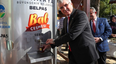 Sakarya Büyükşehir'in ücretsiz bal ve süt geleneği yeniden başladı