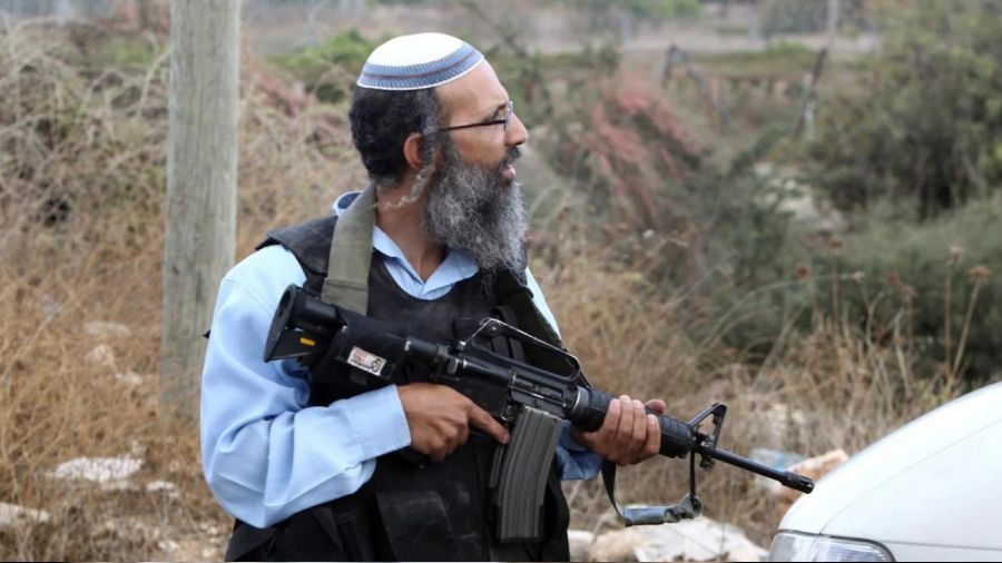 Silahlı bir İsrailli Filistinli genci vurdu