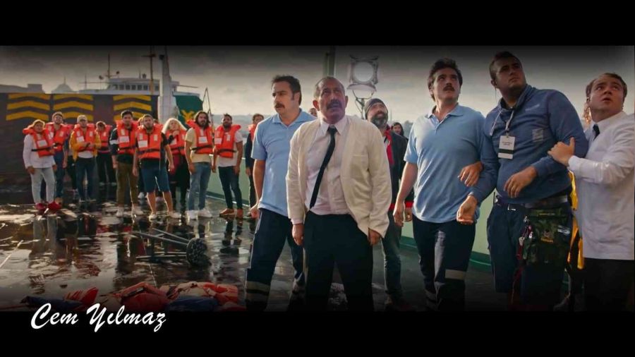 Sinema salonu sahipleri Cem Yılmaz'a veda etti