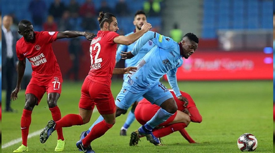 Trabzonspor'un tur midi stanbul'a kald