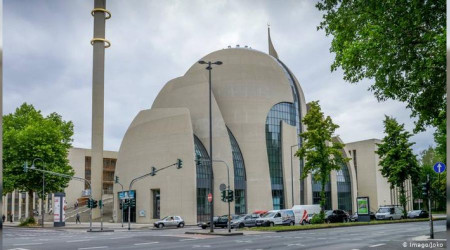 Yasaklanmasa slam'a hakaret edeceklerdi