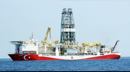 Yavuz, Akdeniz'de sondaja başladı