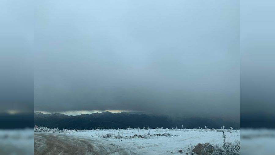 Yellibel yaylasına kar yağdı