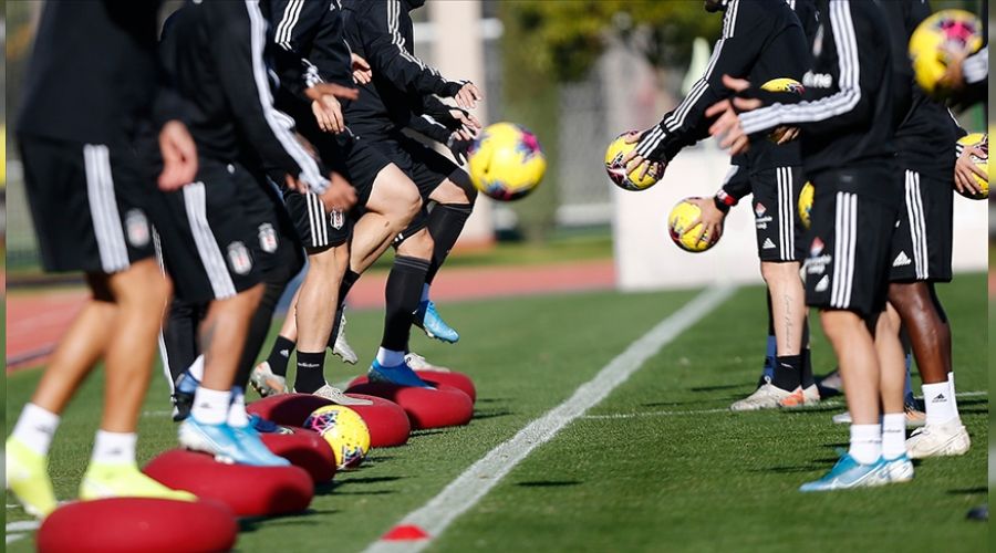 6 eksikle rakip Adana Demirspor