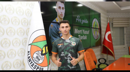 Alanyaspor ilk transferini yapt