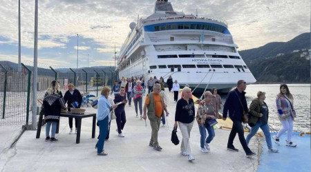 Amasra kruvaziyer gemilerle 3 bin 358 turist ağırladı