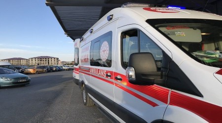 Araştırma görevlisi hastanenin 8. katından atladı