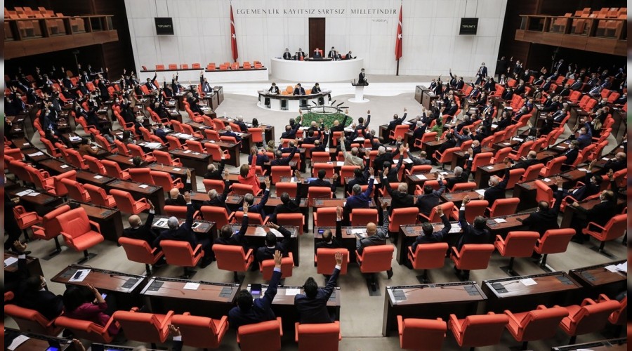 Azerbaycan Tezkeresi TBMM'de kabul edildi