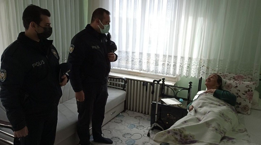 Beşinci kata sırtında çıkardı