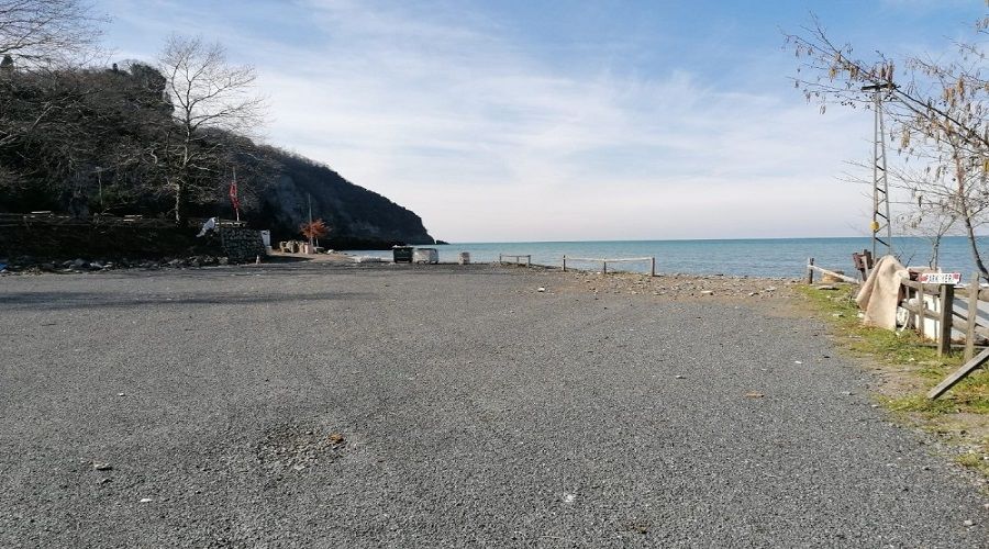 Boş sahilde üç kişiye kısıtlama cezası