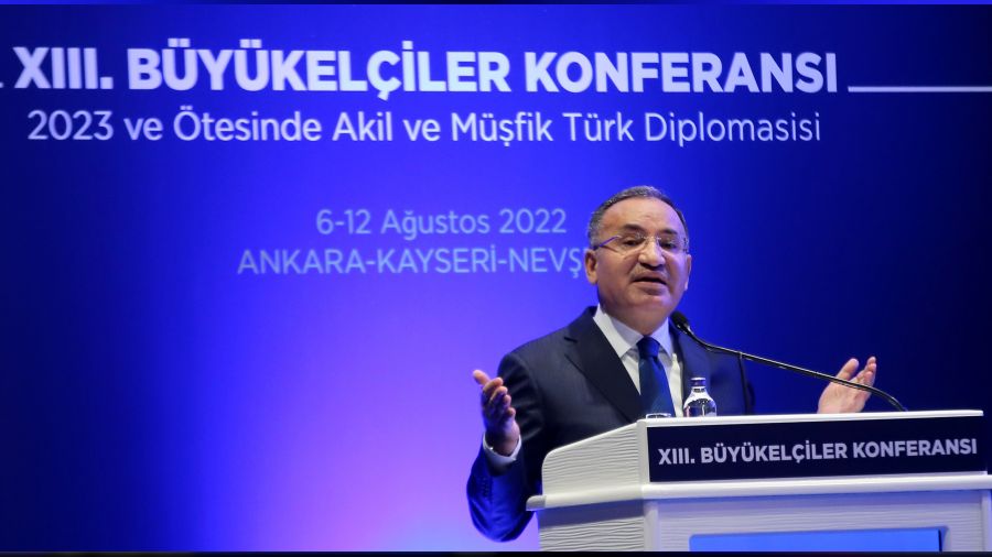 Bozdağ'dan AB'ye Kavala eleştirisi