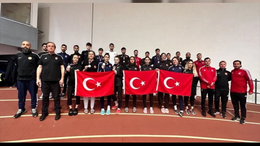 Bulgaristan'dan 10 madalya ile döndüler