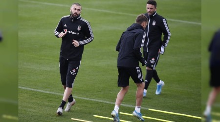 Burak sakatlığını atlattı