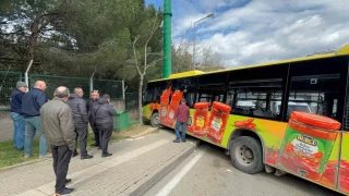 Bursa'da belediye otobsnde dehet...8 yaral