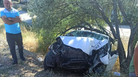 Cenaze yolunda feci kaza: 3 ölü, 2 yaralı