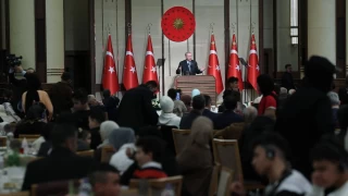 Cumhurbakan Erdoan Filistinlilerle Kardelik ftar'na katld