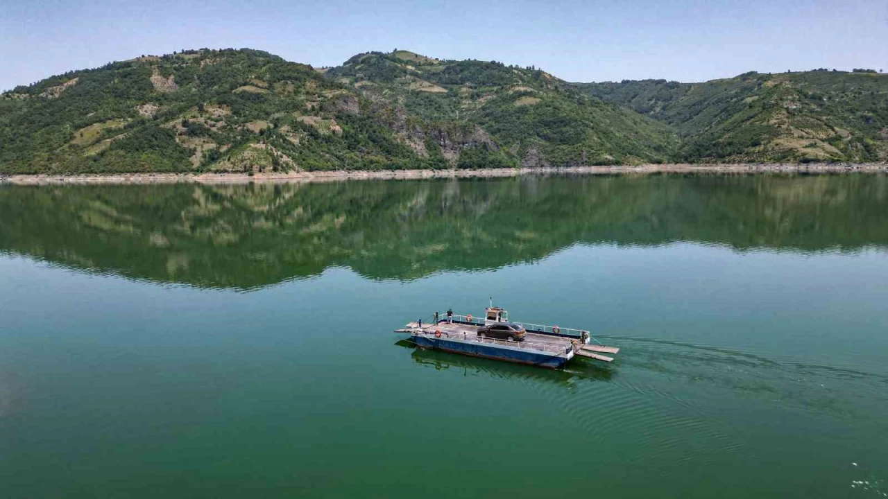 Denize kys olmayan Tokat'ta feribota binip Ordu'da iniyorlar