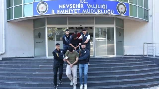 Diyarbakr'da berberlik yapan ahs ete kurdu