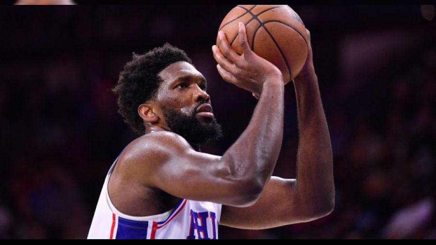 Embiid'den 59 say ve 11 ribauntluk performans