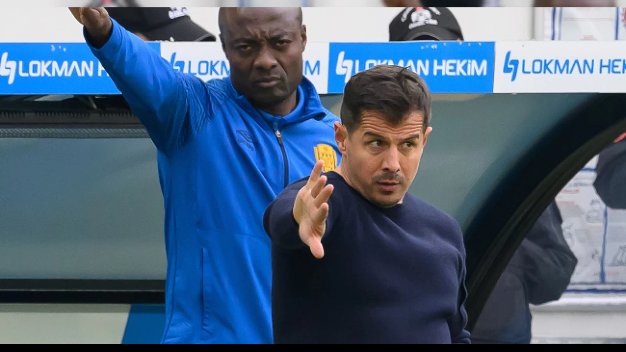 Emre Belözoğlu Morutan'ın sözleşmesini bilmiyor