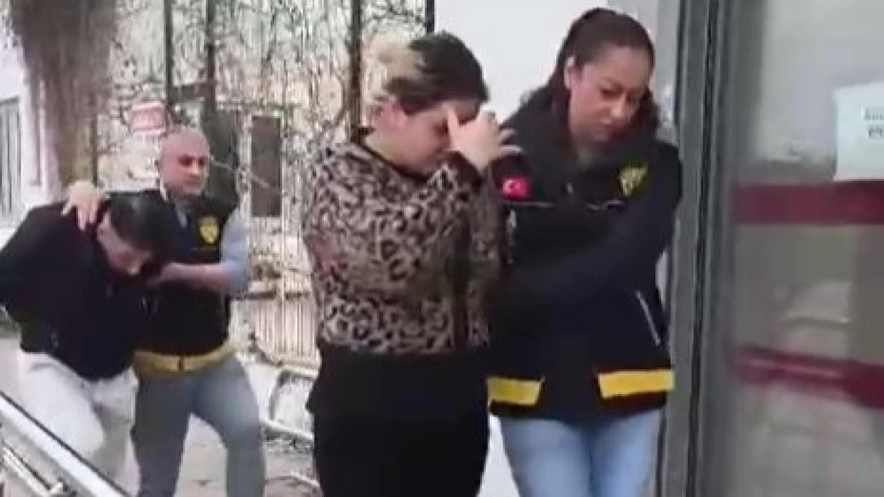 FETÖ siyasilere rant dolandırıcılara kaynak oldu