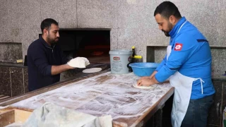 Fırında çalışan işçilerin zorlu Ramazan mesaisi