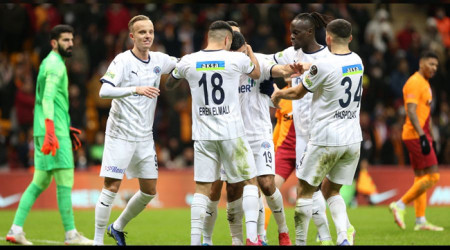 Galatasaray ateşle oynuyor