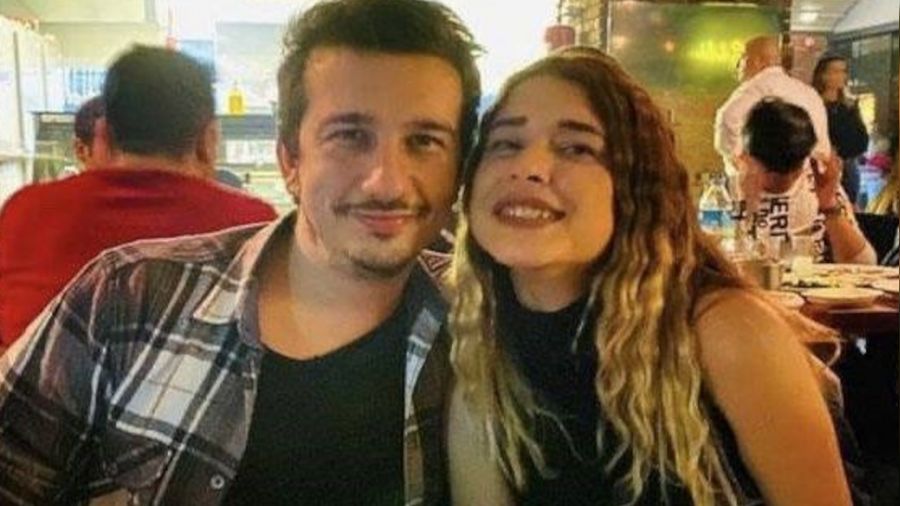 Genç çift, depremde yaşamını yitirdi