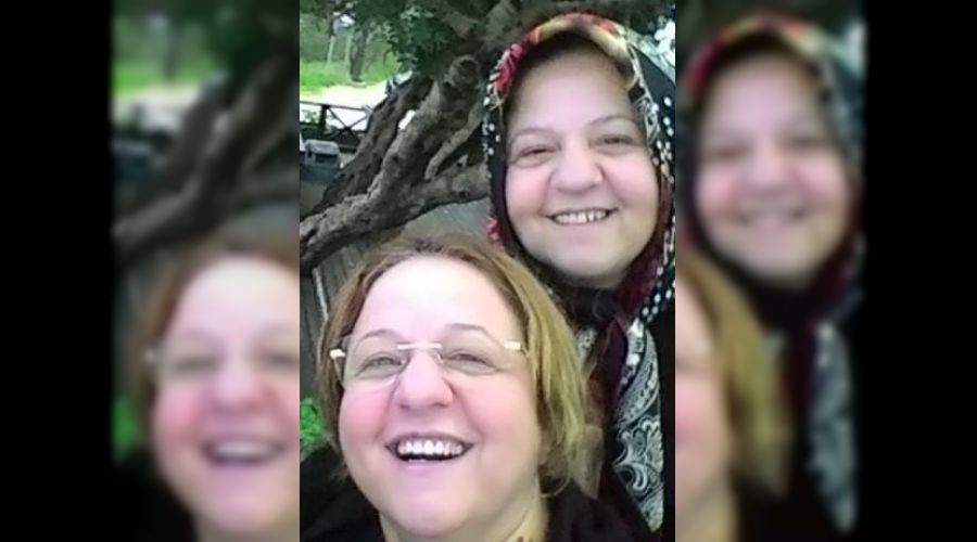 İkiz kız kardeşler aynı gün Korona'dan öldü