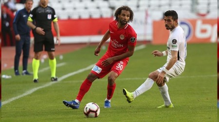 İlk yarıda hoca sıkıntı yaşadılar