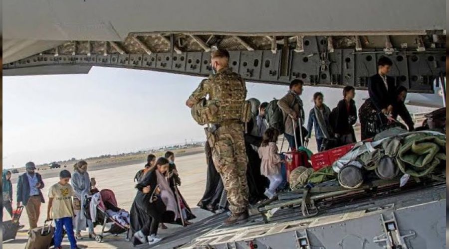 İngiltere Afganistan'dan tahliyeleri tamamladı