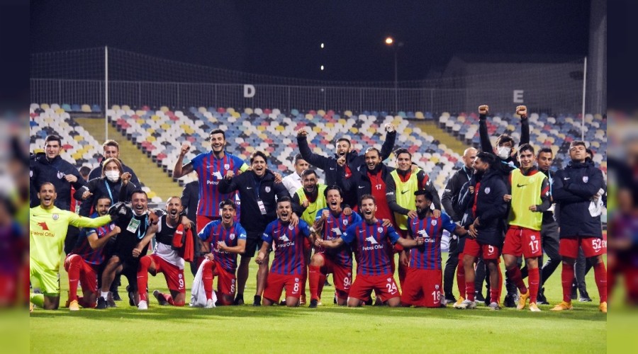 İzmir derbisinde Altınordu güldü