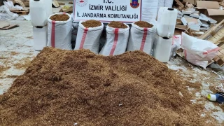 İzmir'de kaçak sigara fabrikasına baskın: 52 milyonluk ürün ele geçirildi