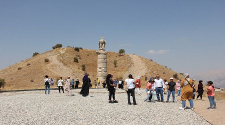 Karakuş Tümülüsü'nde kraliçelerin mezarları tespit edildi