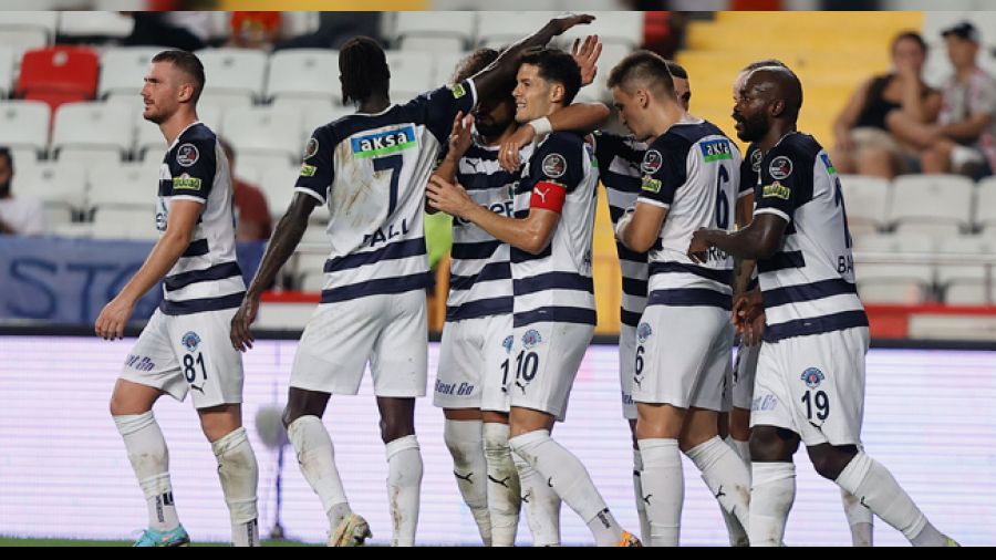 Kasımpaşa lideri konuk edecek