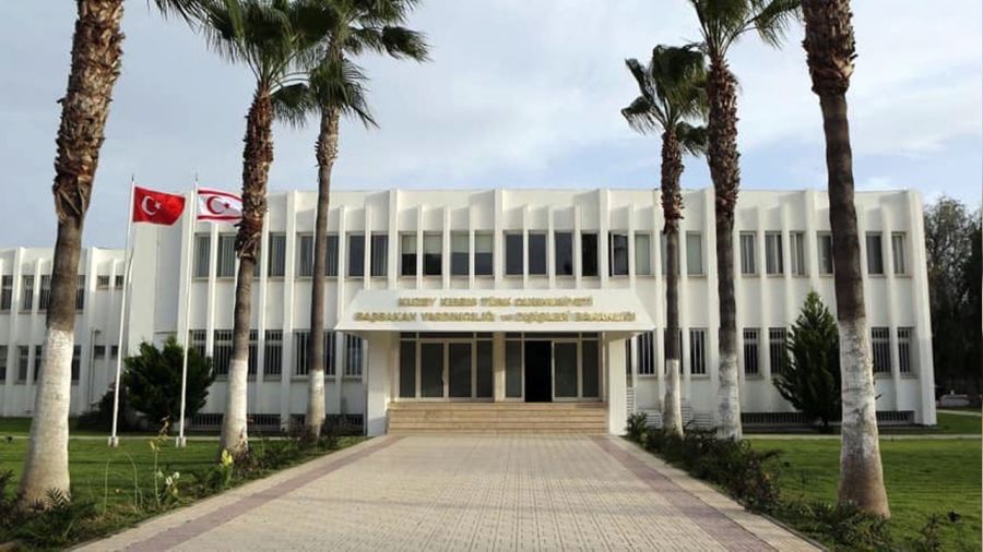 KKTC, Rum Başpiskopos'u kınadı