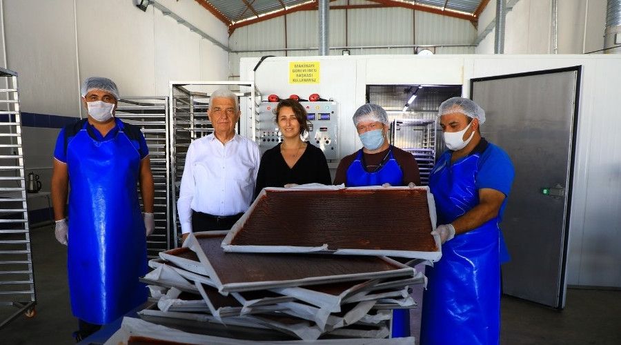 Kurutma Tesisi üreticiye destek sağlıyor