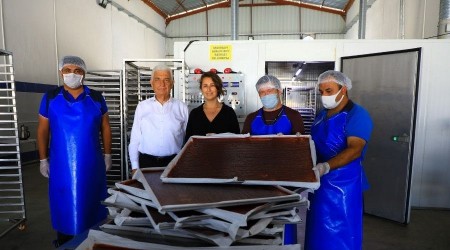 Kurutma Tesisi üreticiye destek sağlıyor