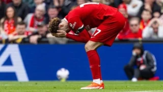 Liverpool'a zirve yarışında ağır darbe