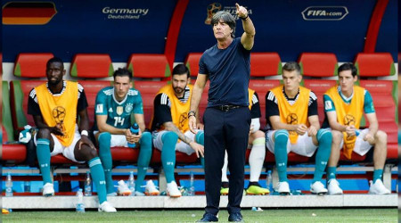 Löw'ü ikna turları sürüyor