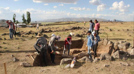 Malazgirt Savaşı'nın yapıldığı alan araştırılıyor