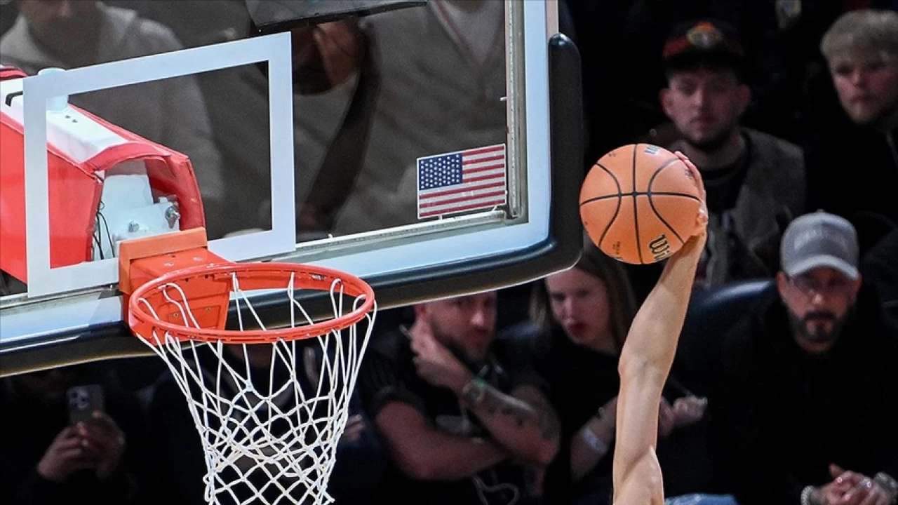 NBA'e 9 mala devam edildi 