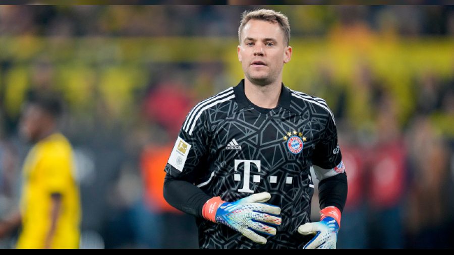 Neuer, kayak yaparken ayağını kırdı